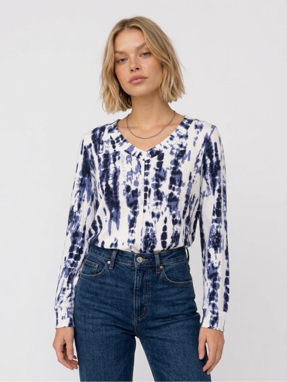 Ellen Tracy Women’s Medium Blue White Tie Dye V Neck Long Sleeve Tunic Top
